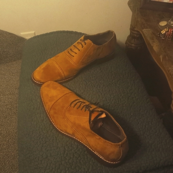 Bench Mark shoes - Picture 2 of 3